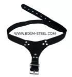 Uzamykatelný postroj vhodný pro klasické pásy cudnosti