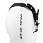 Uzamykatelný postroj vhodný pro klasické pásy cudnosti